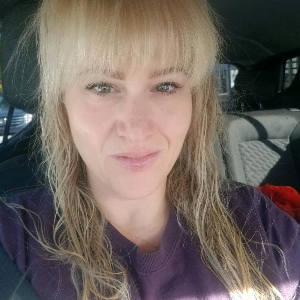 Meet your Posher, Nikki